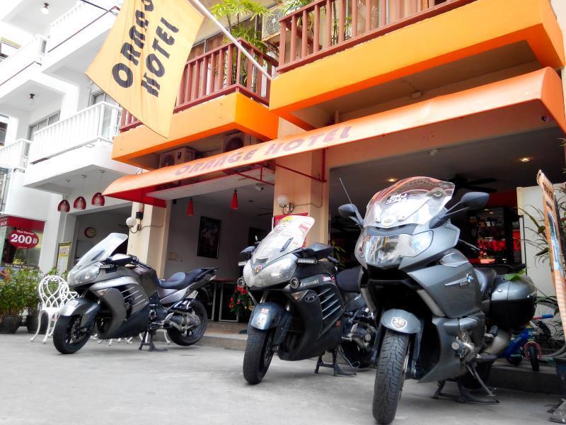 Orange Hotel Patong Екстер'єр фото